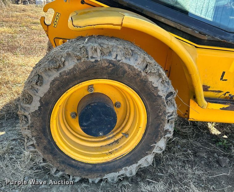 image for item NR9338 2007 JCB 520 telehandler