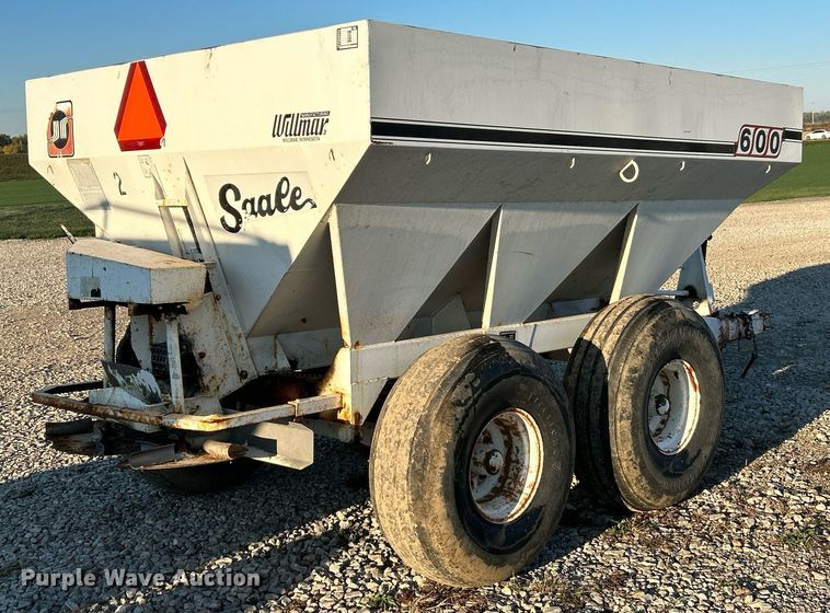 image for item NR9340 Willmar  600 applicator