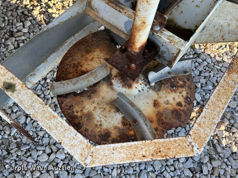 image for item NR9340 Willmar  600 applicator