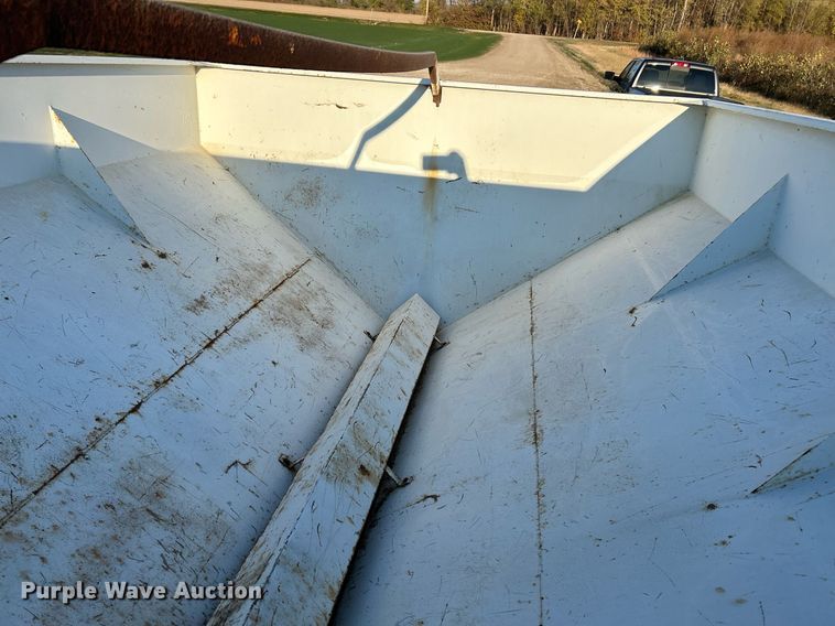 image for item NR9340 Willmar  600 applicator