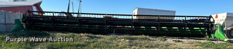 image for item NR9342 2008 John Deere 635F HydraFlex flex head