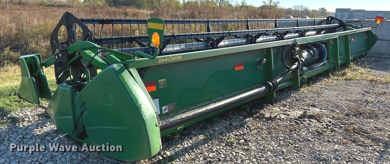 image for item NR9342 2008 John Deere 635F HydraFlex flex head