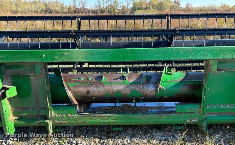 image for item NR9342 2008 John Deere 635F HydraFlex flex head