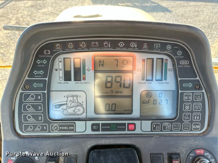 image for item NR9344 1996 Caterpillar Challenger CH55 tractor