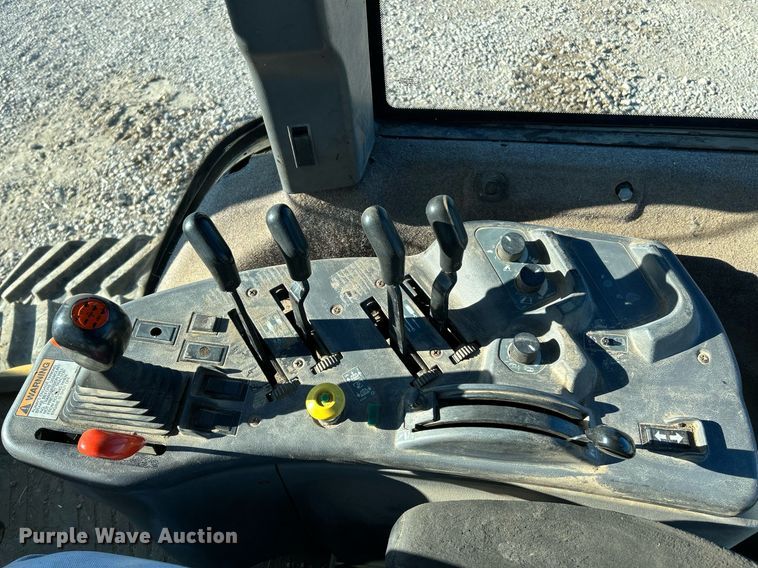 image for item NR9344 1996 Caterpillar Challenger CH55 tractor