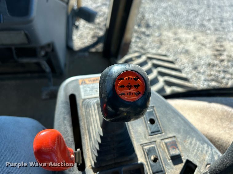 image for item NR9344 1996 Caterpillar Challenger CH55 tractor