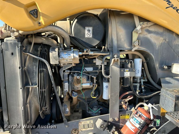 image for item NR9344 1996 Caterpillar Challenger CH55 tractor