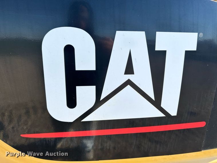 image for item NR9344 1996 Caterpillar Challenger CH55 tractor