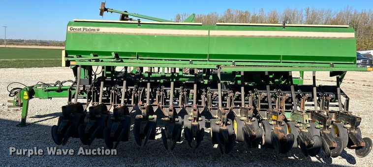 image for item NR9345 Great Plains 24R-15 planter