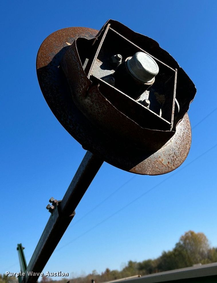 image for item NR9345 Great Plains 24R-15 planter