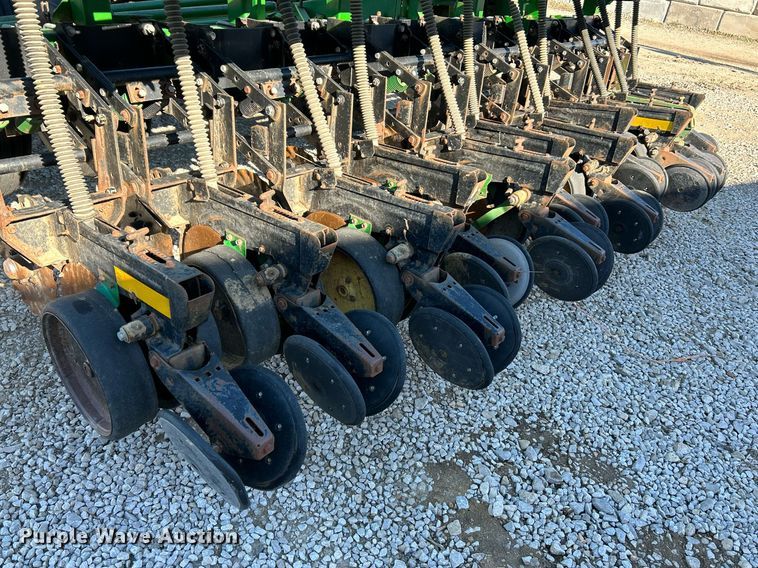 image for item NR9345 Great Plains 24R-15 planter