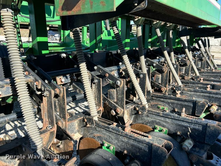 image for item NR9345 Great Plains 24R-15 planter