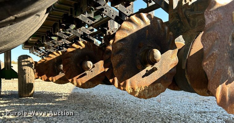 image for item NR9345 Great Plains 24R-15 planter