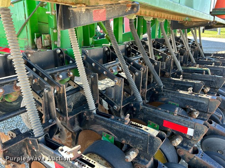 image for item NR9345 Great Plains 24R-15 planter