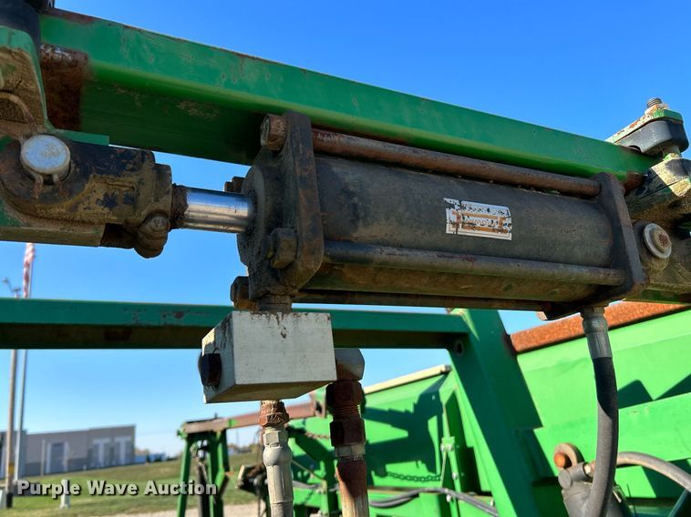 image for item NR9345 Great Plains 24R-15 planter