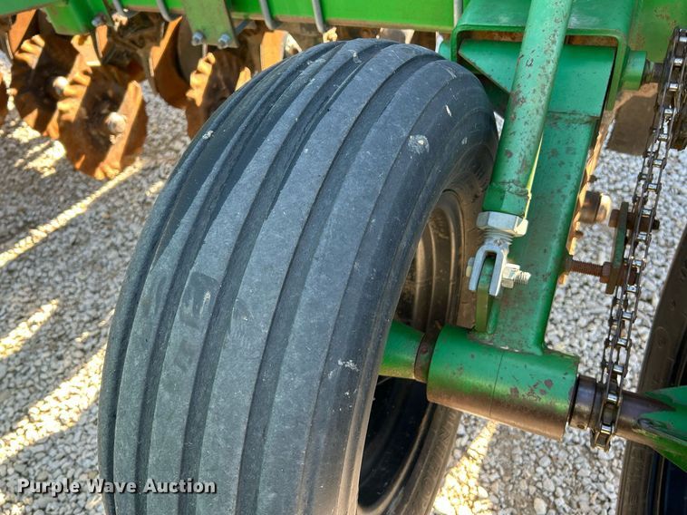 image for item NR9345 Great Plains 24R-15 planter