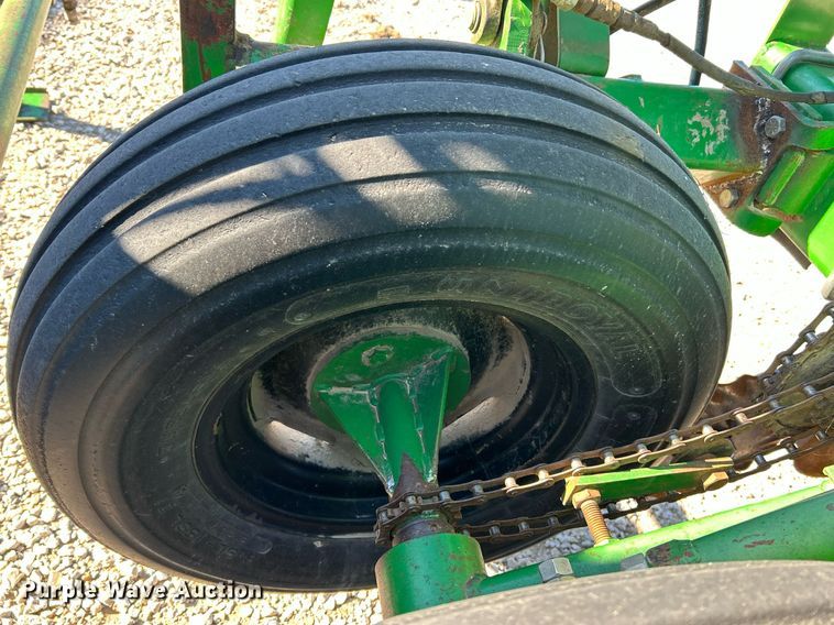 image for item NR9345 Great Plains 24R-15 planter