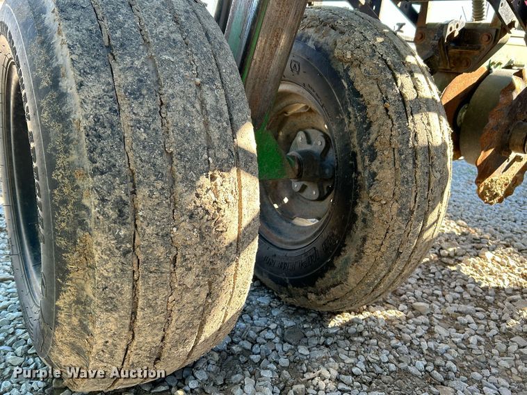 image for item NR9345 Great Plains 24R-15 planter