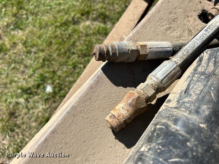 image for item NR9349 Knight  1050 manure spreader