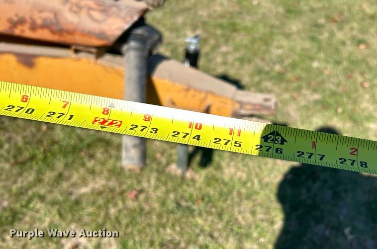 image for item NR9349 Knight  1050 manure spreader