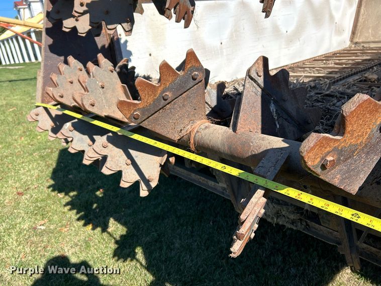 image for item NR9349 Knight  1050 manure spreader