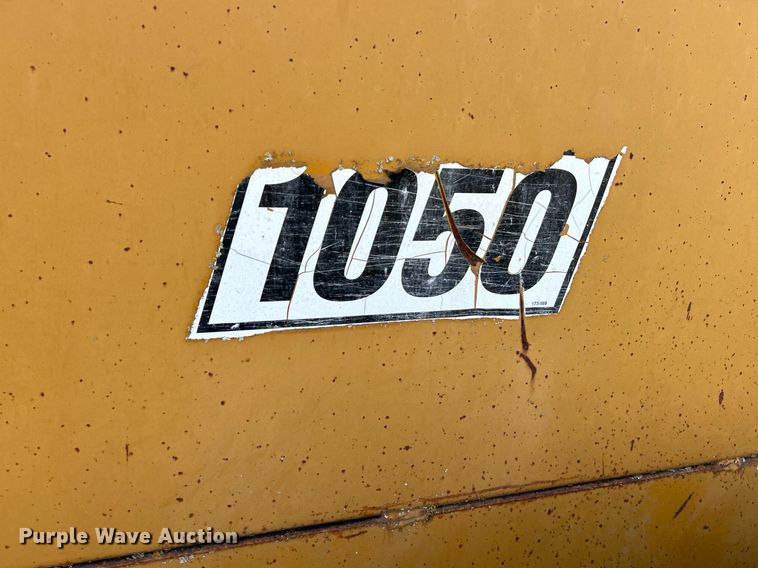 image for item NR9349 Knight  1050 manure spreader