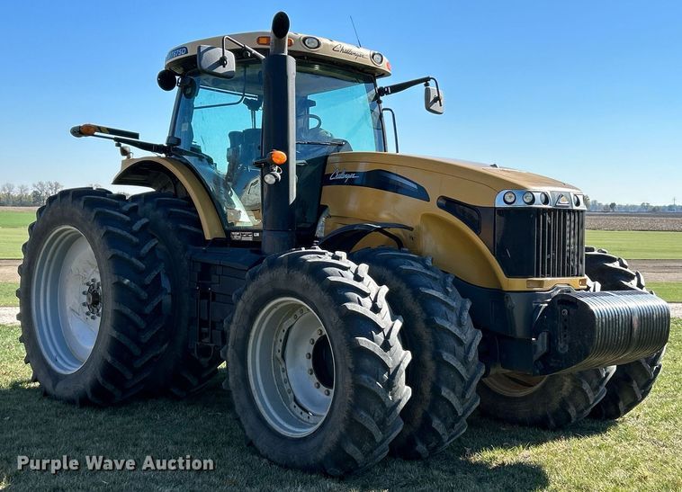 image for item NR9350 2012 Challenger MT675D tractor