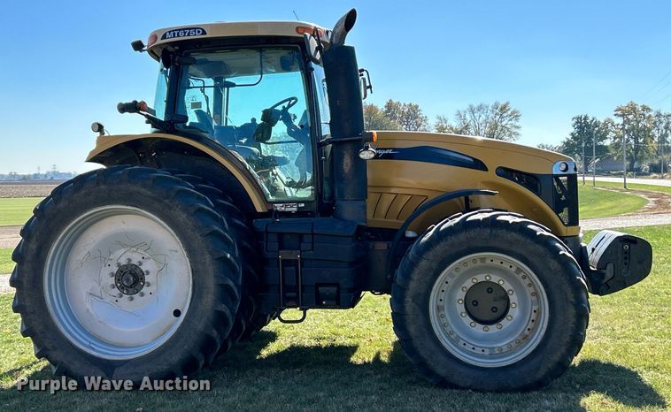 image for item NR9350 2012 Challenger MT675D tractor