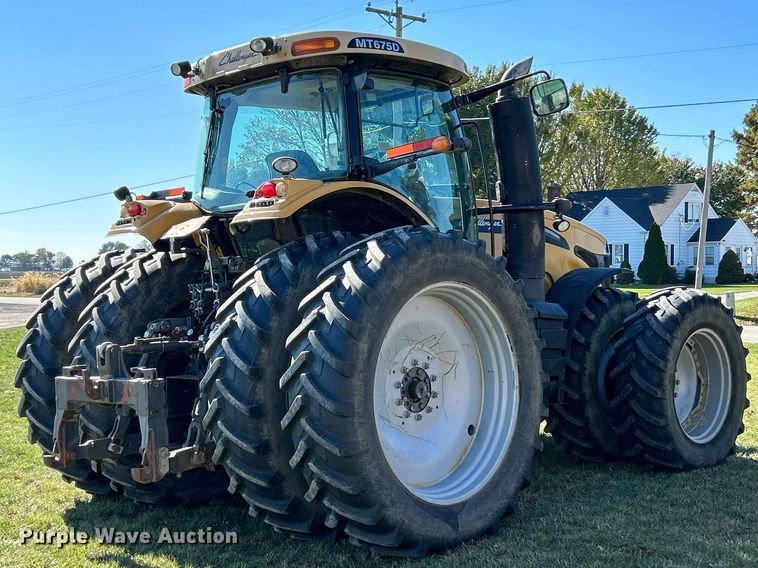 image for item NR9350 2012 Challenger MT675D tractor