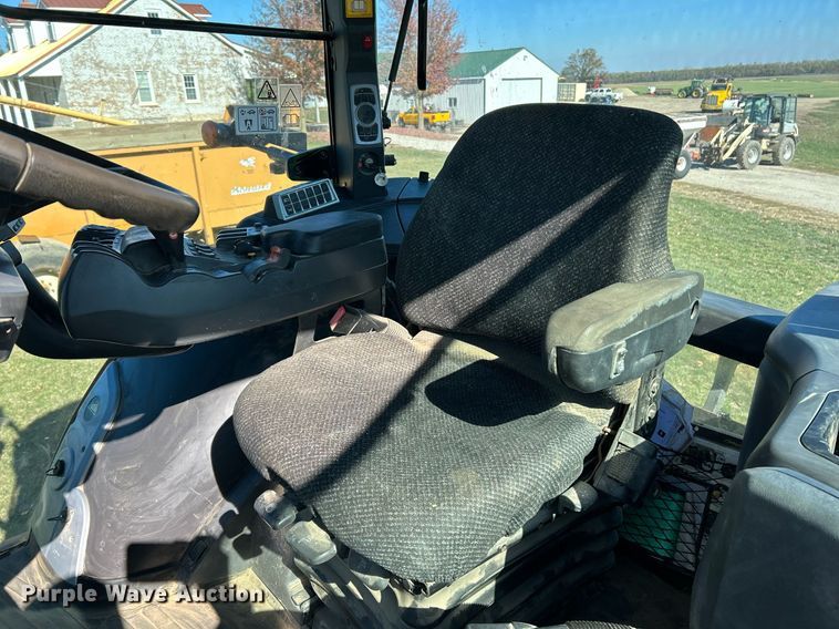 image for item NR9350 2012 Challenger MT675D tractor