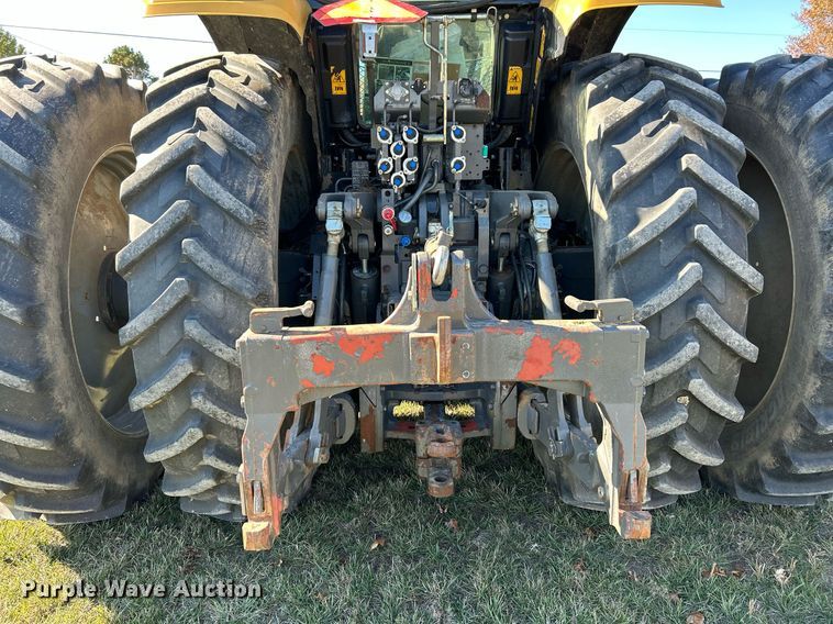 image for item NR9350 2012 Challenger MT675D tractor