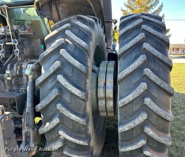 image for item NR9350 2012 Challenger MT675D tractor