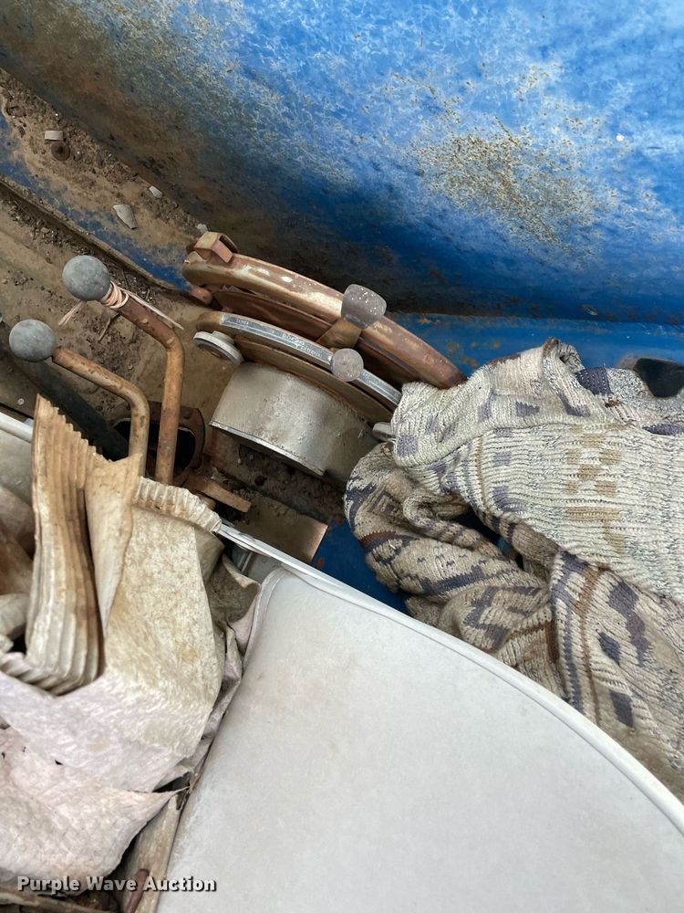 image for item NY9992 Long 1310  tractor