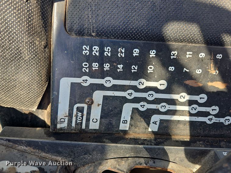 image for item NZ9057 1978 John Deere 8630H  4WD tractor