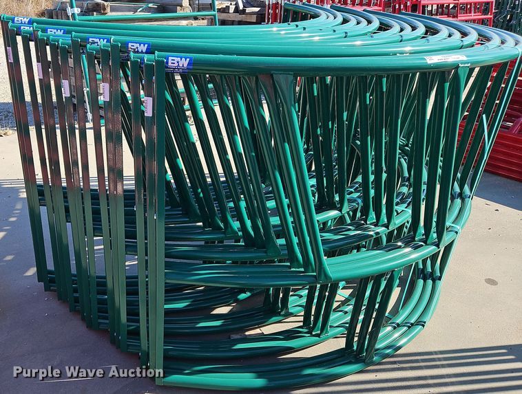 image for item NZ9086 (5) B&W PT17020 round bale feeders