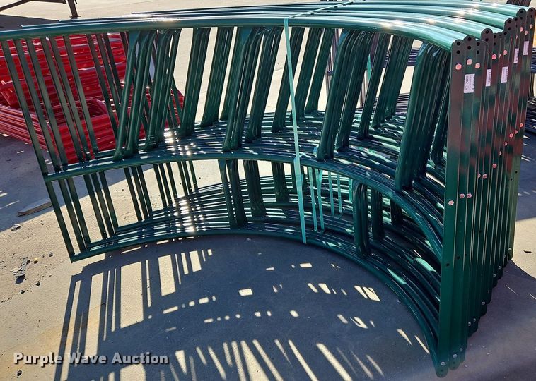 image for item NZ9086 (5) B&W PT17020 round bale feeders