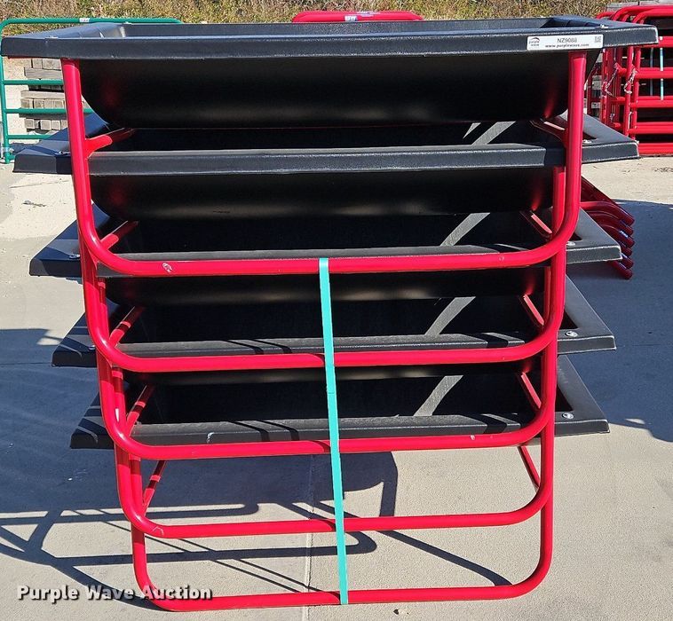 image for item NZ9088 (5) B&W PT15050 bunk feeders