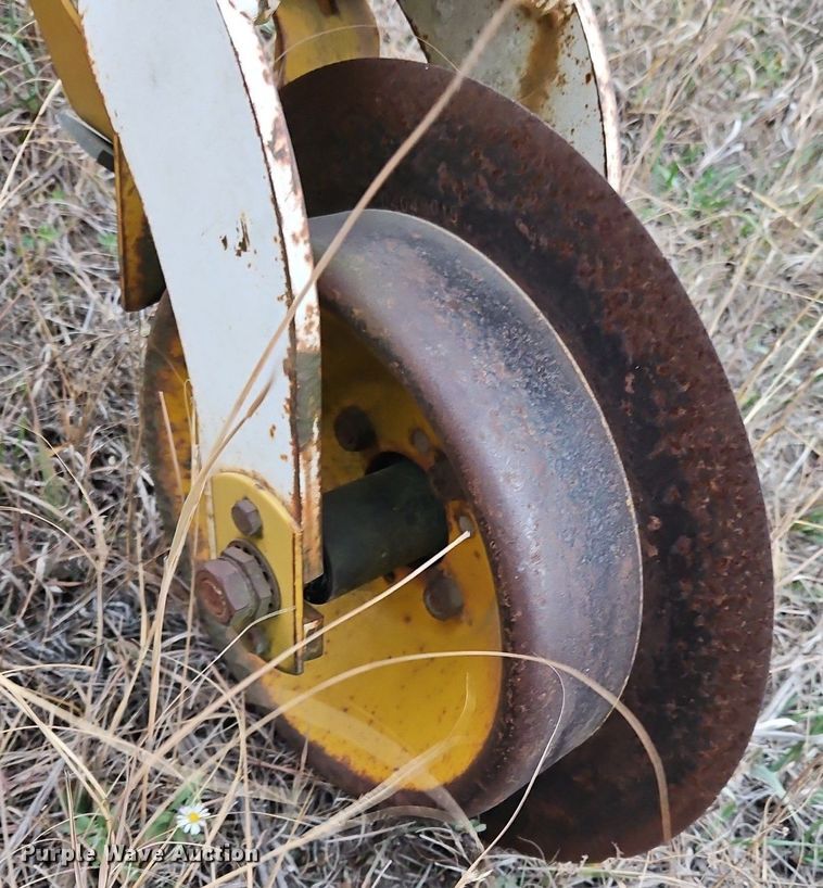 image for item NZ9095 Buffalo  row crop cultivator