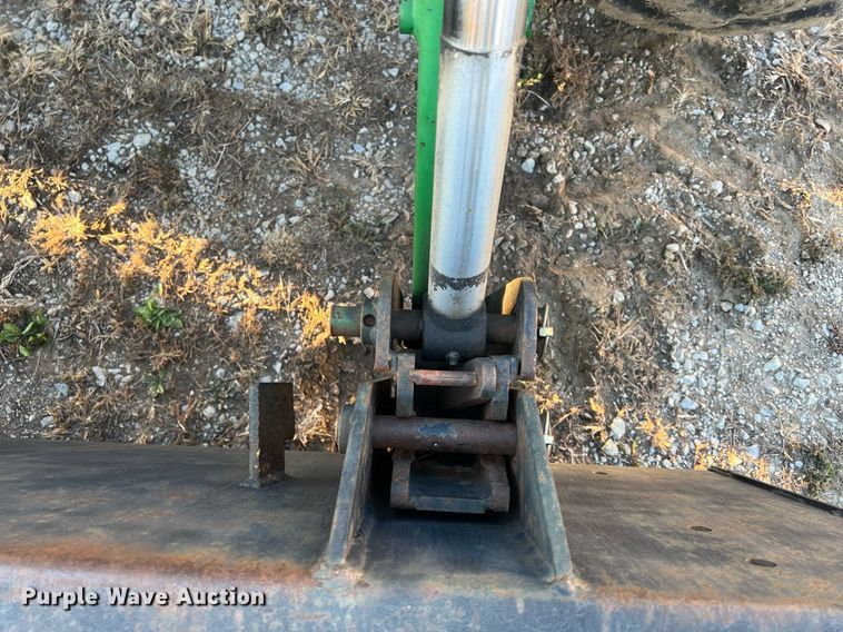 image for item OA9174 1988 John Deere 2955  MFWD tractor