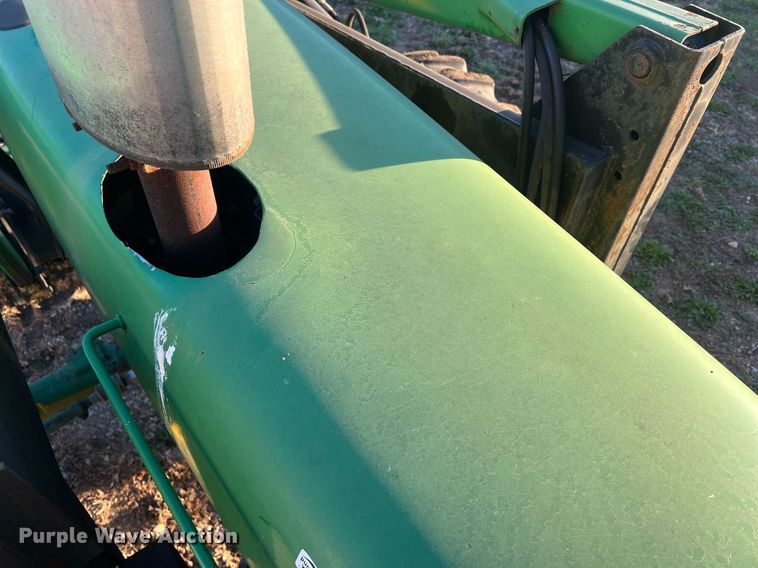 image for item OA9174 1988 John Deere 2955  MFWD tractor