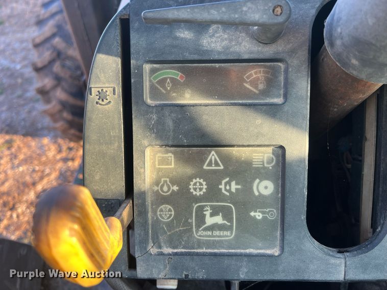 image for item OA9174 1988 John Deere 2955  MFWD tractor