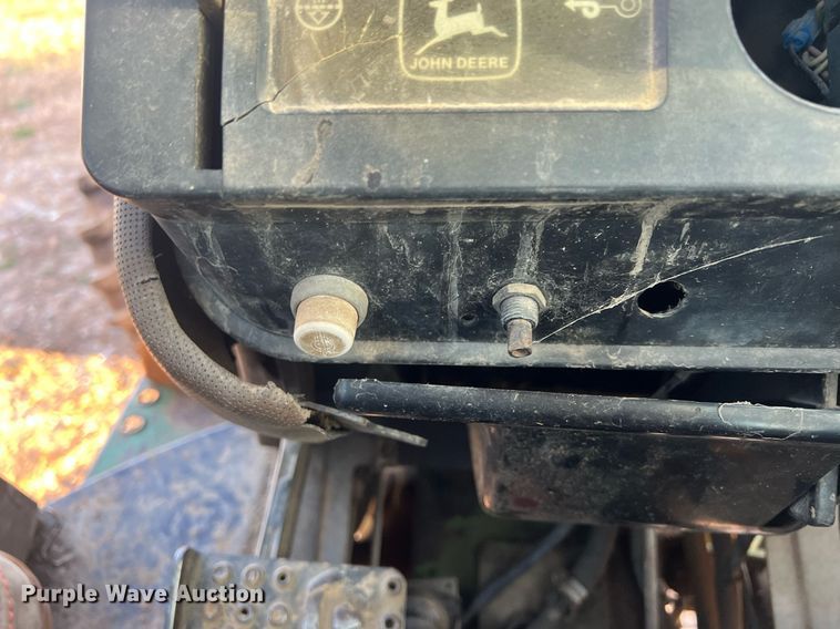 image for item OA9174 1988 John Deere 2955  MFWD tractor