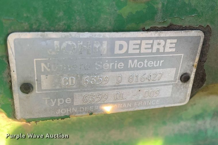 image for item OA9174 1988 John Deere 2955  MFWD tractor