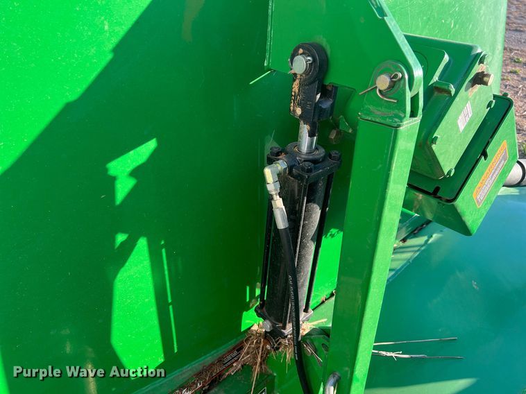 image for item OA9175 John Deere HX15  batwing rotary mower