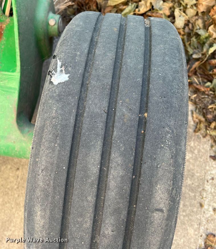 image for item OA9175 John Deere HX15  batwing rotary mower