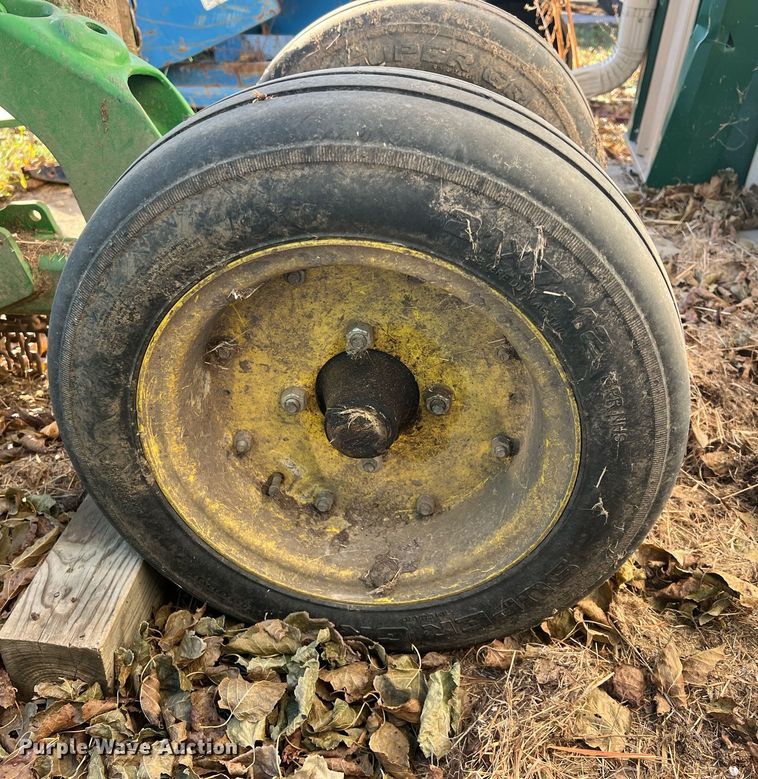 image for item OA9175 John Deere HX15  batwing rotary mower