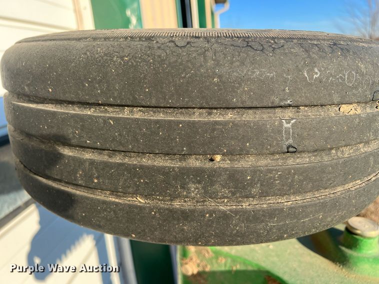 image for item OA9175 John Deere HX15  batwing rotary mower