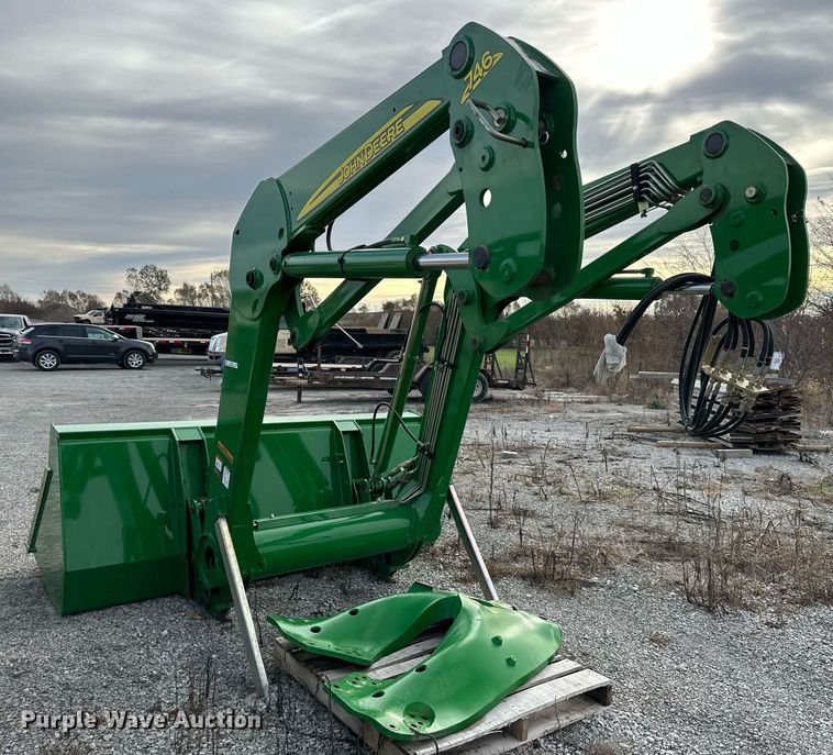 image for item OF9131 John Deere 746  loader
