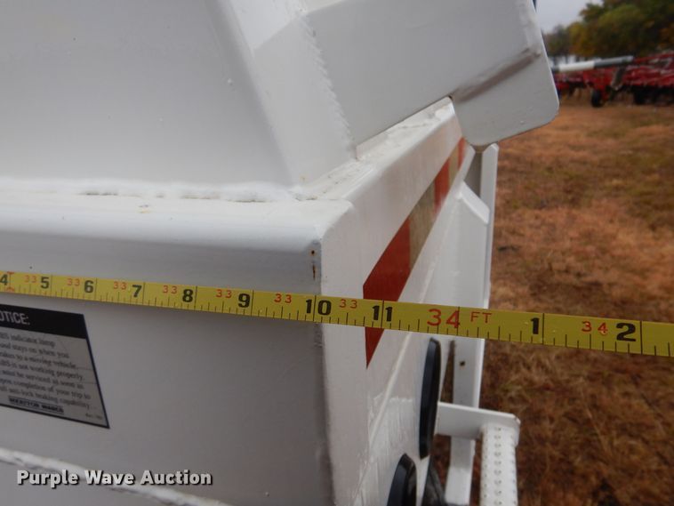 image for item OF9565 2005 Dakota  grain trailer