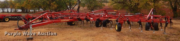 image for item OF9566 Sunflower 5135  field cultivator